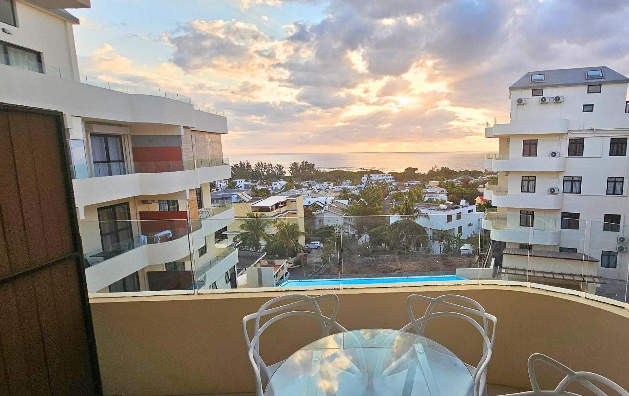 Zen Retreat With Stunning Sea Views And Sunsets Lejlighed Flic-en-Flacq Eksteriør billede