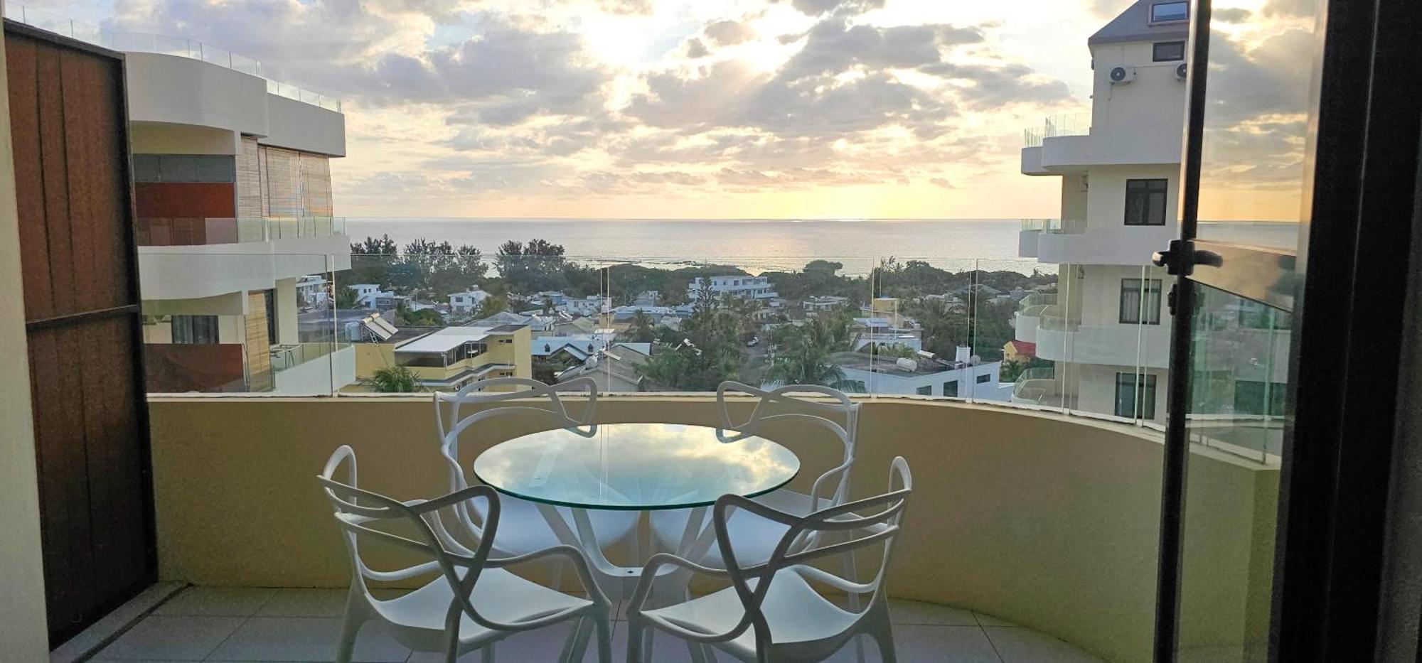 Zen Retreat With Stunning Sea Views And Sunsets Lejlighed Flic-en-Flacq Eksteriør billede